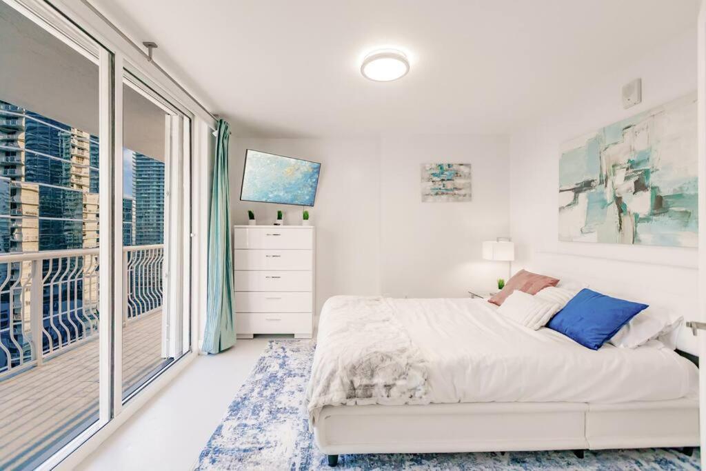 Upscale Brickell 3 Bedroom With Water Views And Free Parking Miami Extérieur photo