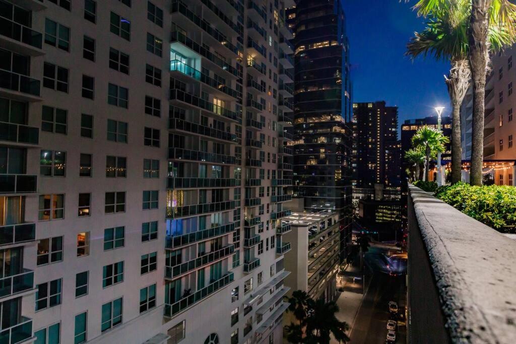 Upscale Brickell 3 Bedroom With Water Views And Free Parking Miami Extérieur photo