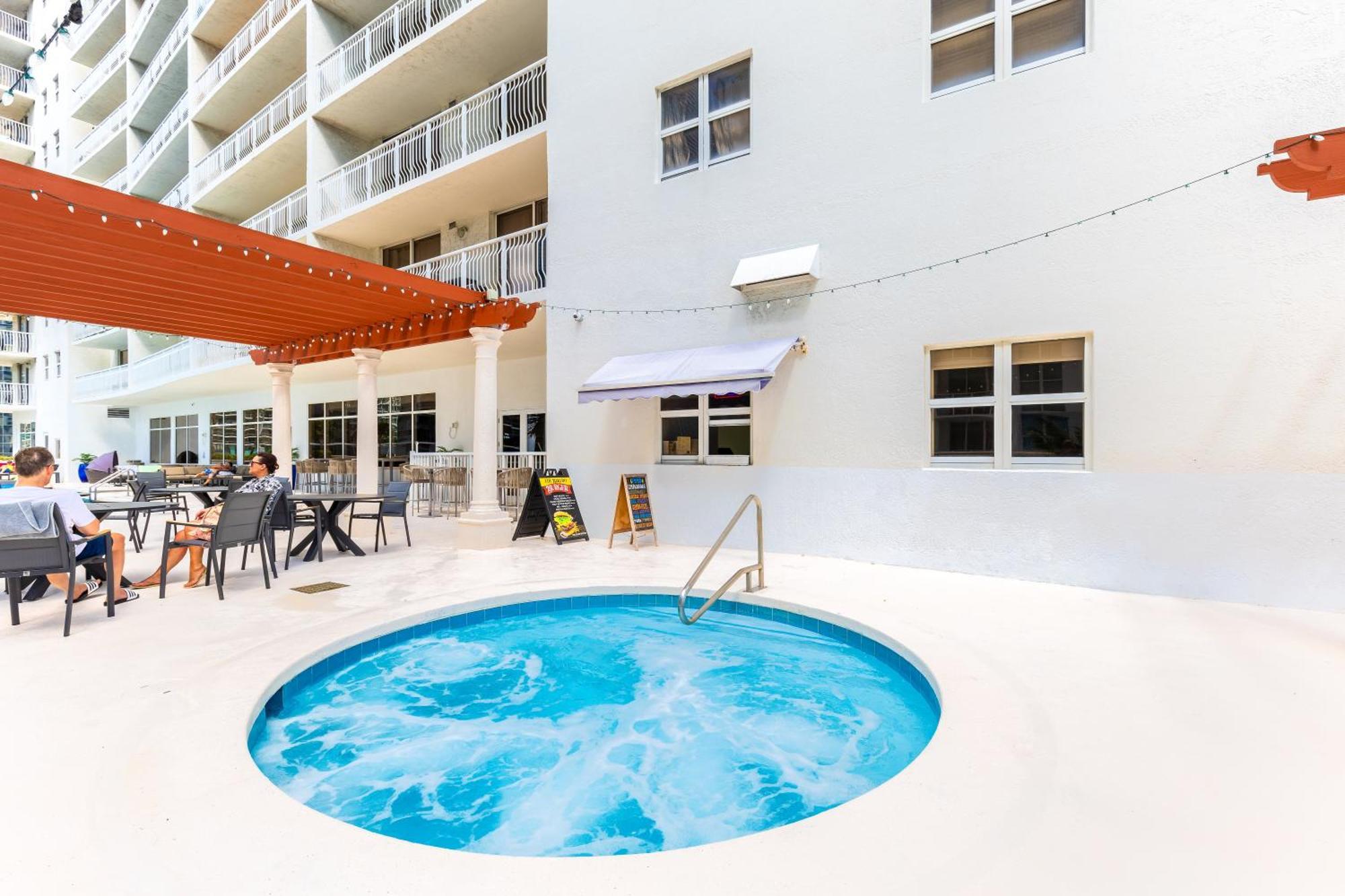 Upscale Brickell 3 Bedroom With Water Views And Free Parking Miami Extérieur photo