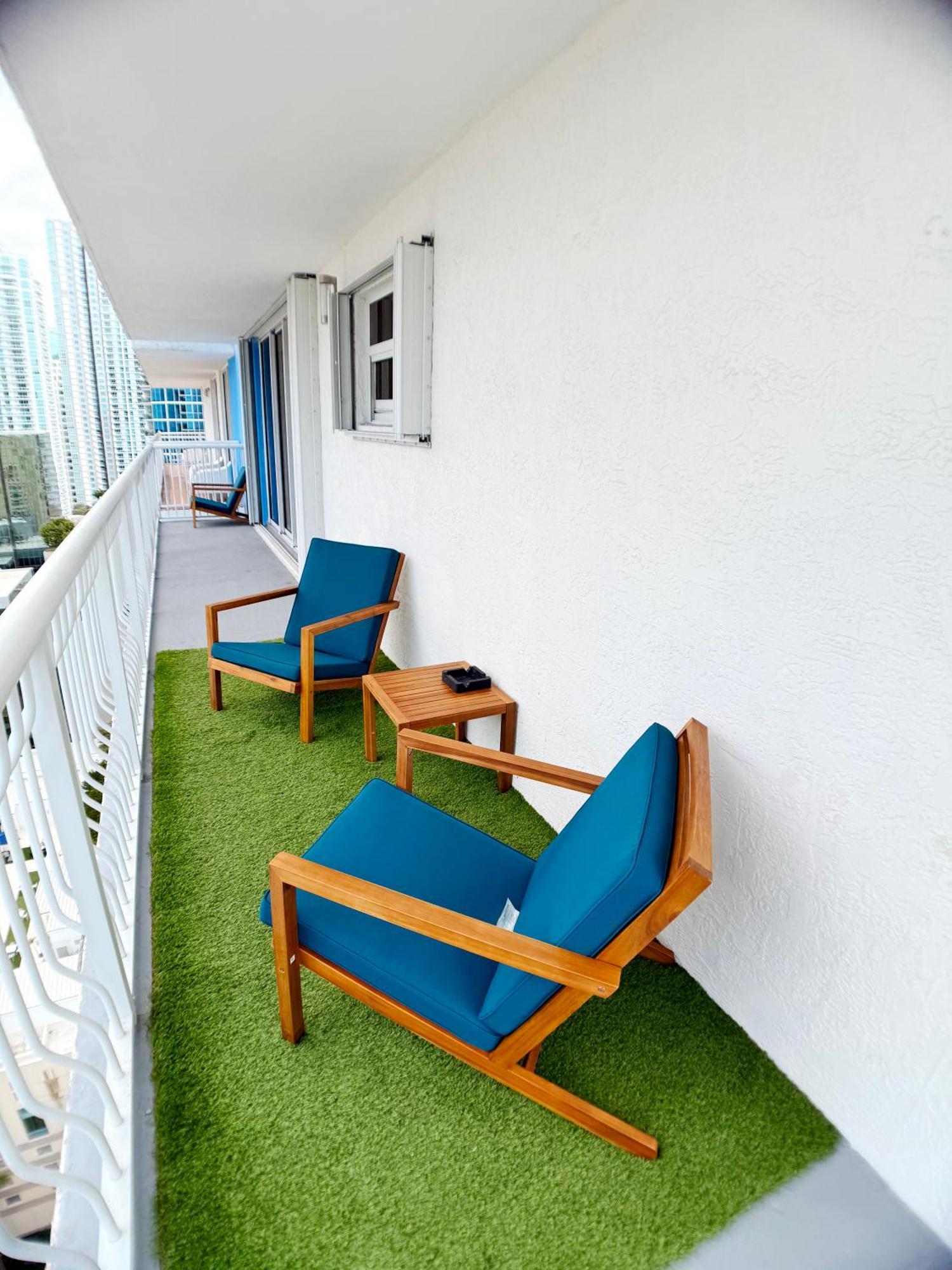 Upscale Brickell 3 Bedroom With Water Views And Free Parking Miami Extérieur photo